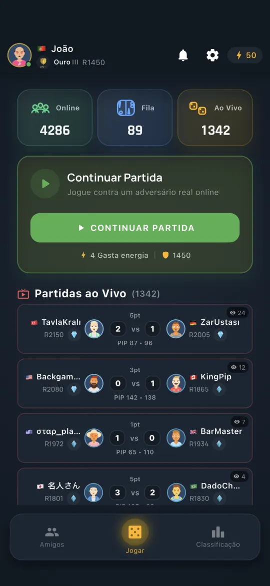Home hub with online, queue and live match counts